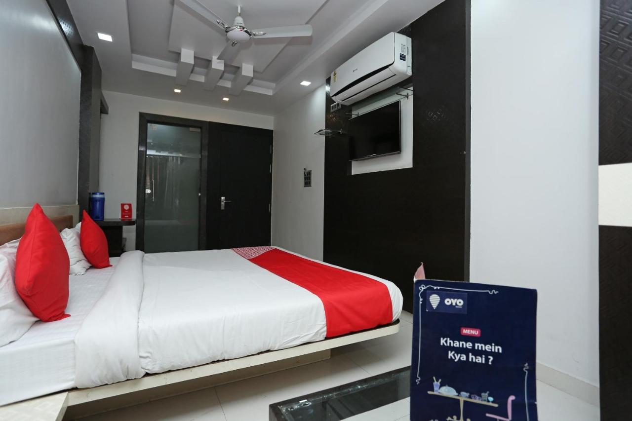 בהופאל Collection O 3995 Hotel Shree Kishan Palace מראה חיצוני תמונה